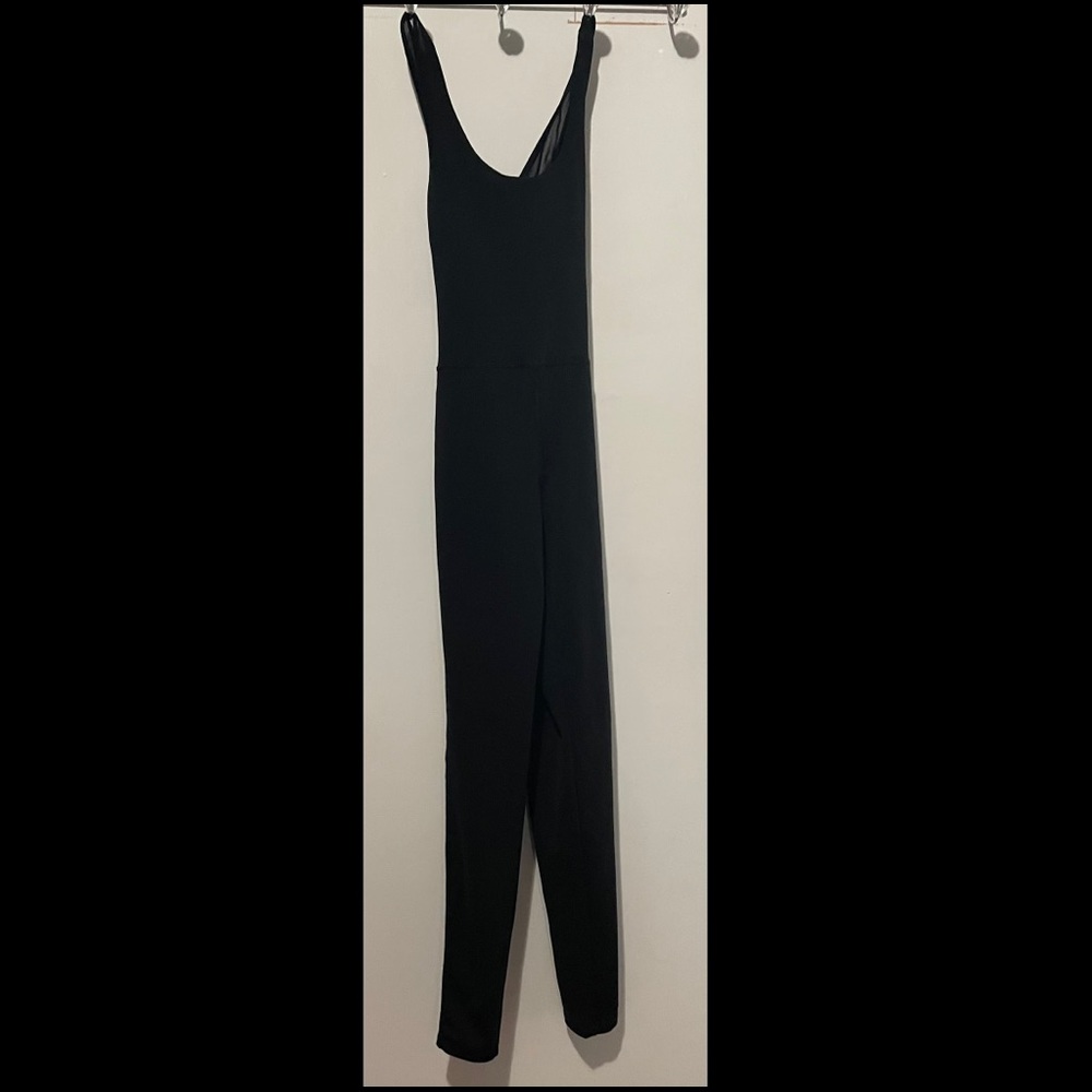 Sports Jumper with see through cross straps